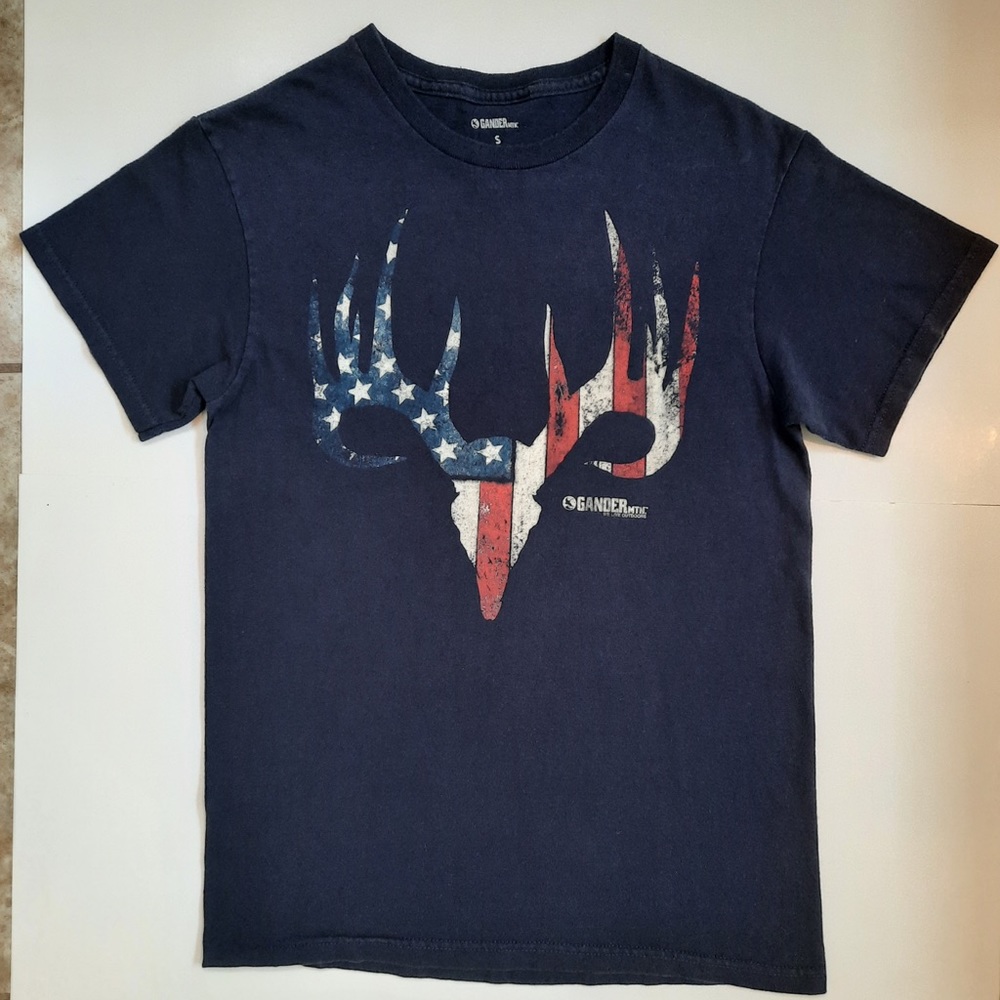 Gander Mountain Navy size Small
